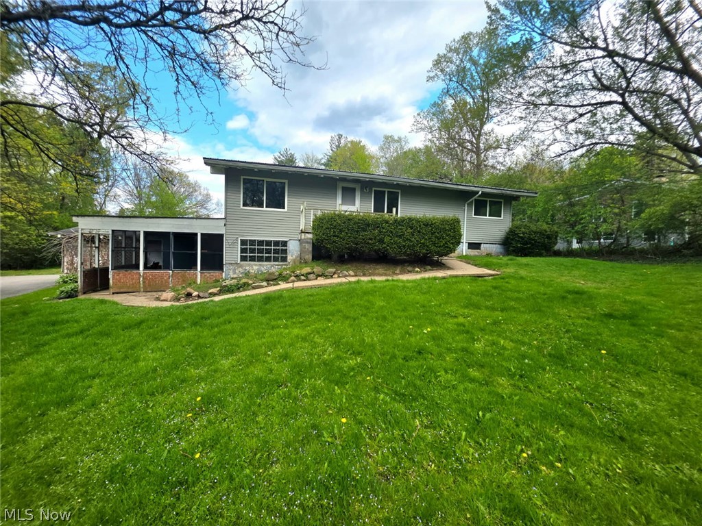 7620 Birchmont Drive Chagrin Falls OH 44022