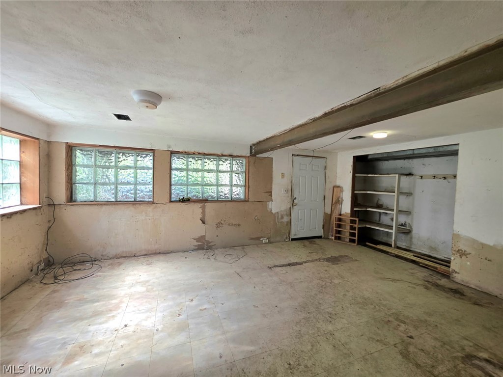 7620 Birchmont Drive Chagrin Falls OH 44022