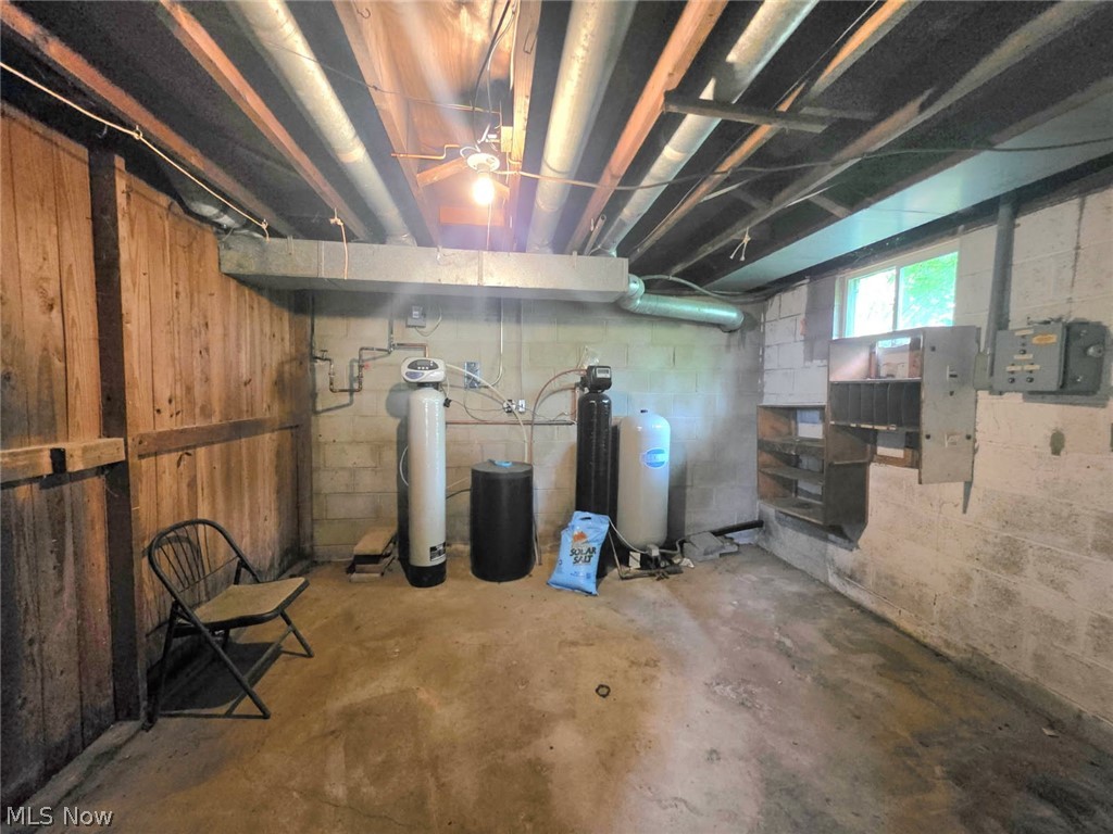 7620 Birchmont Drive Chagrin Falls OH 44022