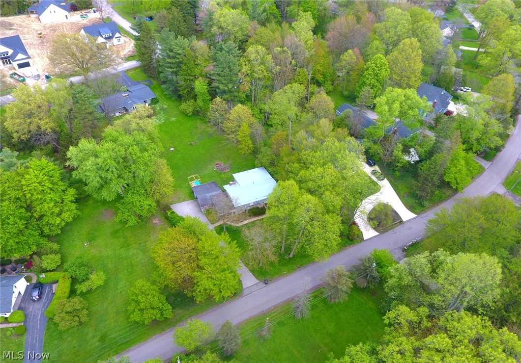 7620 Birchmont Drive Chagrin Falls OH 44022