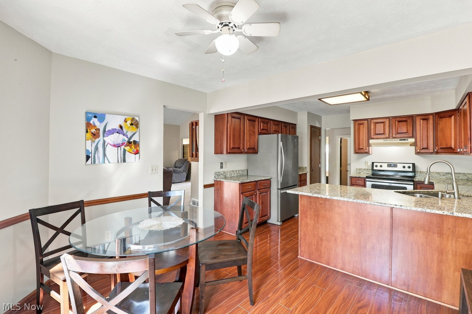 10150 Stamford Court Strongsville OH 44136