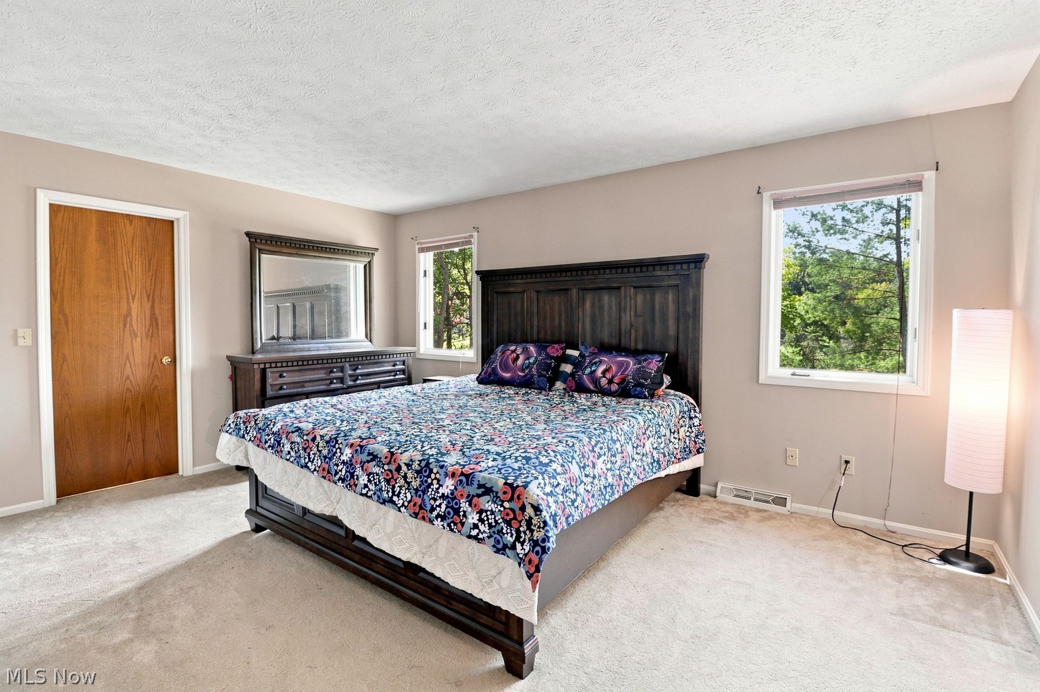 10150 Stamford Court Strongsville OH 44136