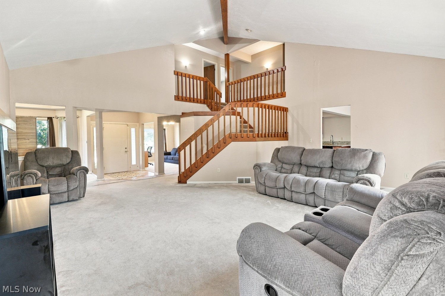 10150 Stamford Court Strongsville OH 44136