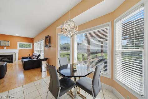 5163 Bayside Lake Boulevard Stow OH 44224