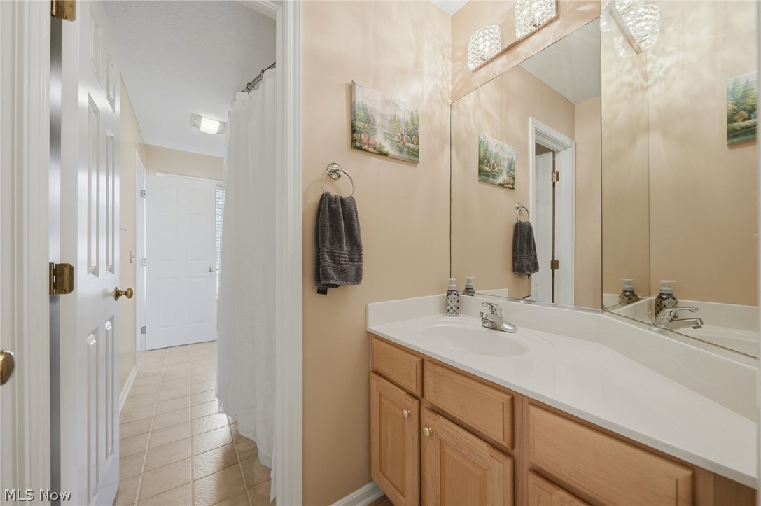 5163 Bayside Lake Boulevard Stow OH 44224