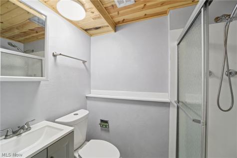 25090 Arlington Lane North Olmsted OH 44070