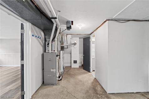 25090 Arlington Lane North Olmsted OH 44070