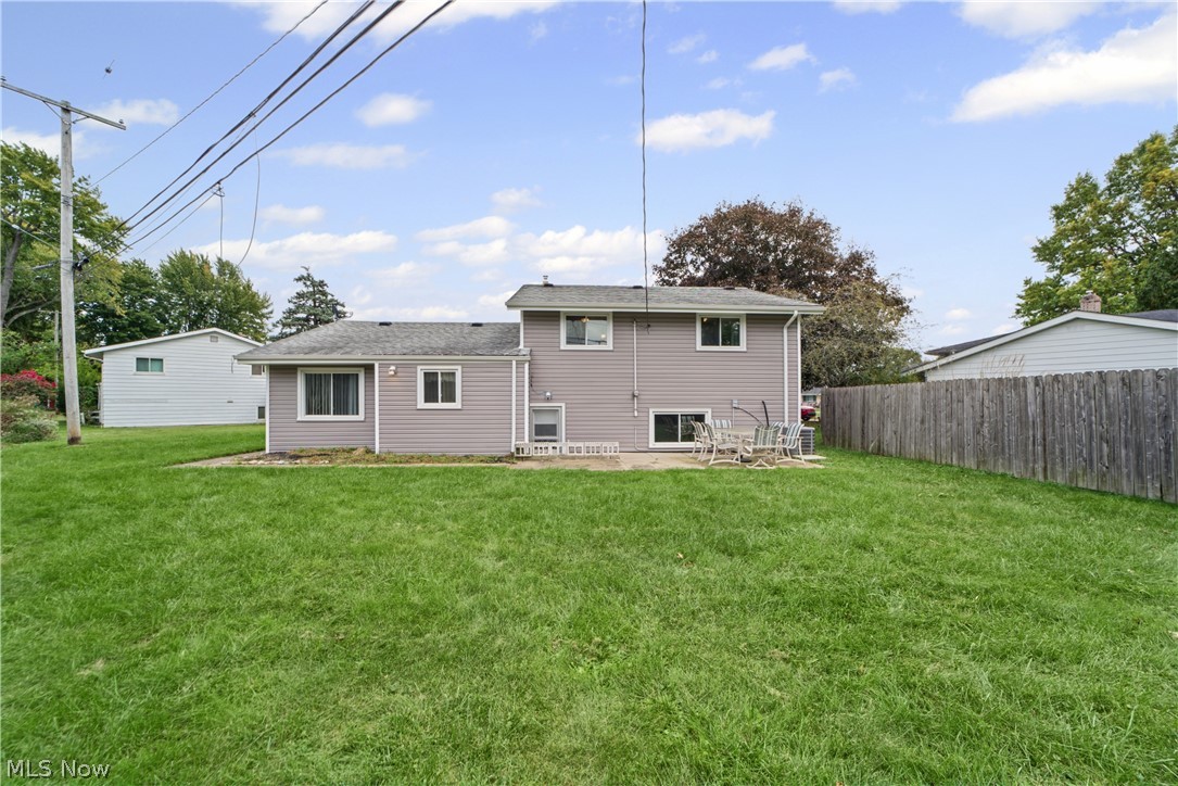 25090 Arlington Lane North Olmsted OH 44070
