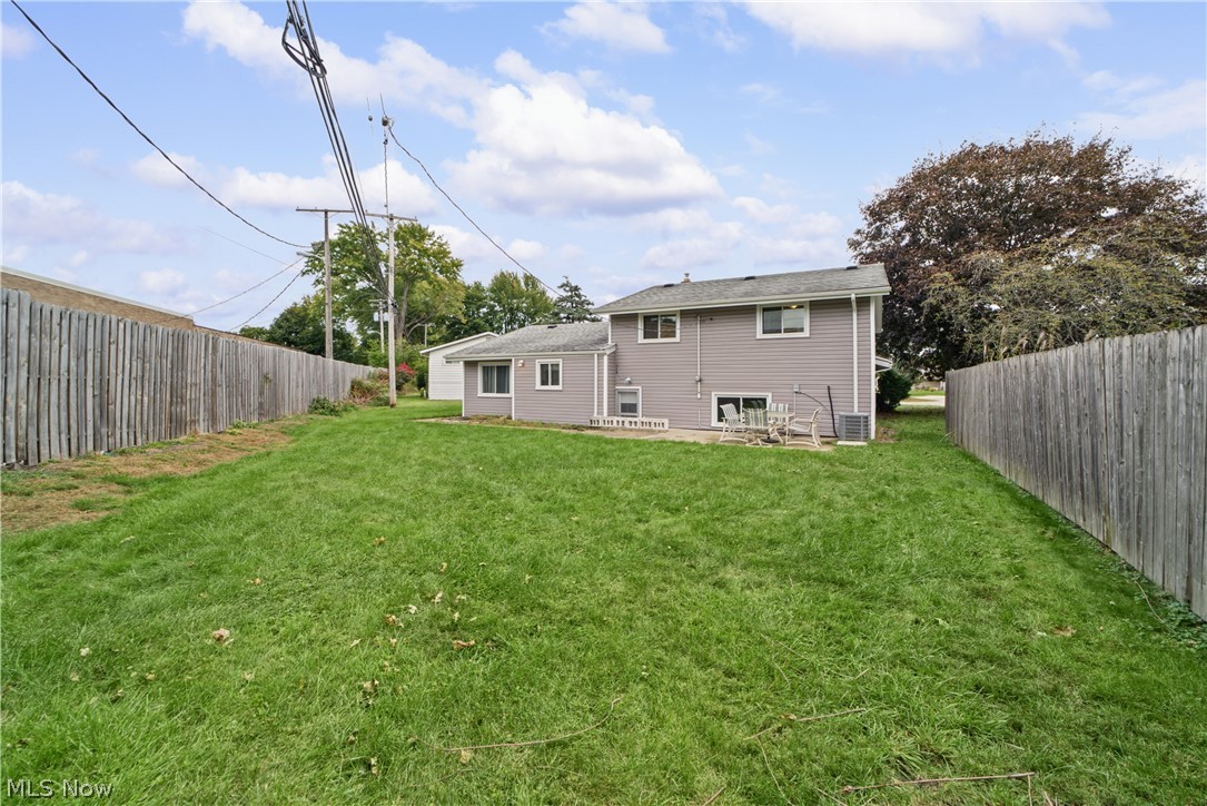 25090 Arlington Lane North Olmsted OH 44070