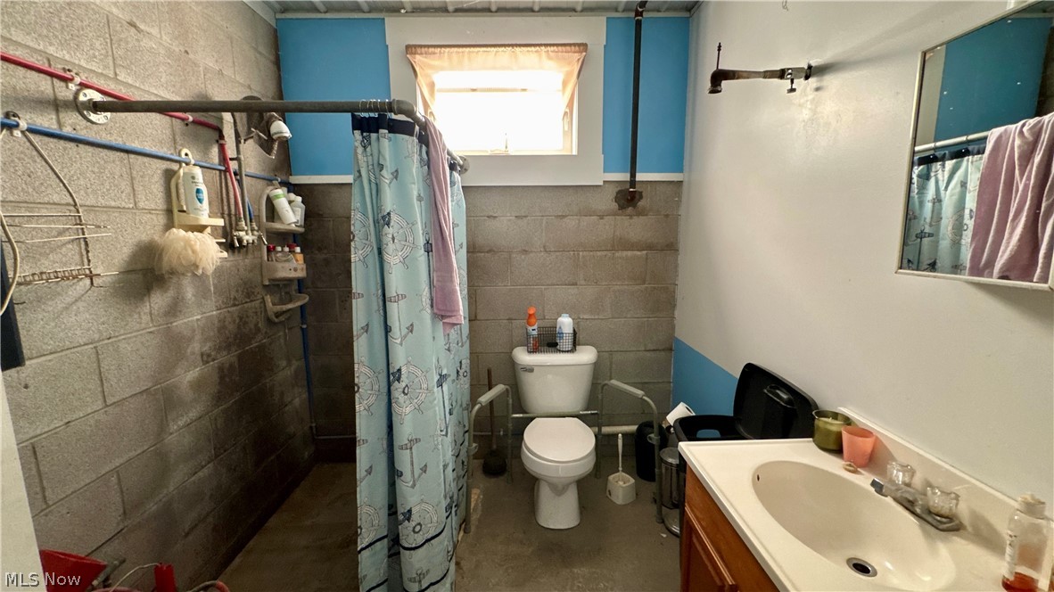 6583 State Route 241 Millersburg OH 44654