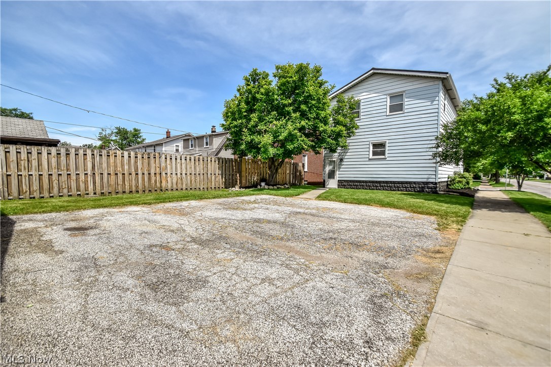 538 Independence Street Fairport Harbor OH 44077