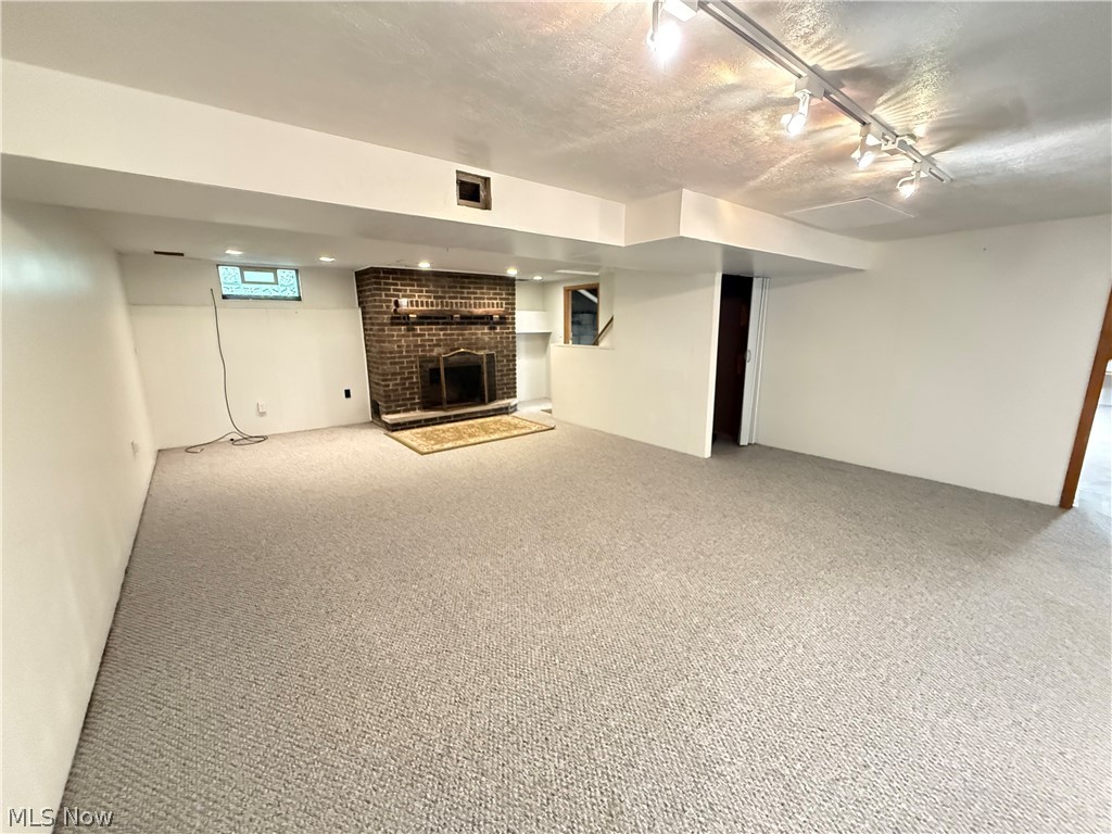 10633 Sherman Road Chardon OH 44024