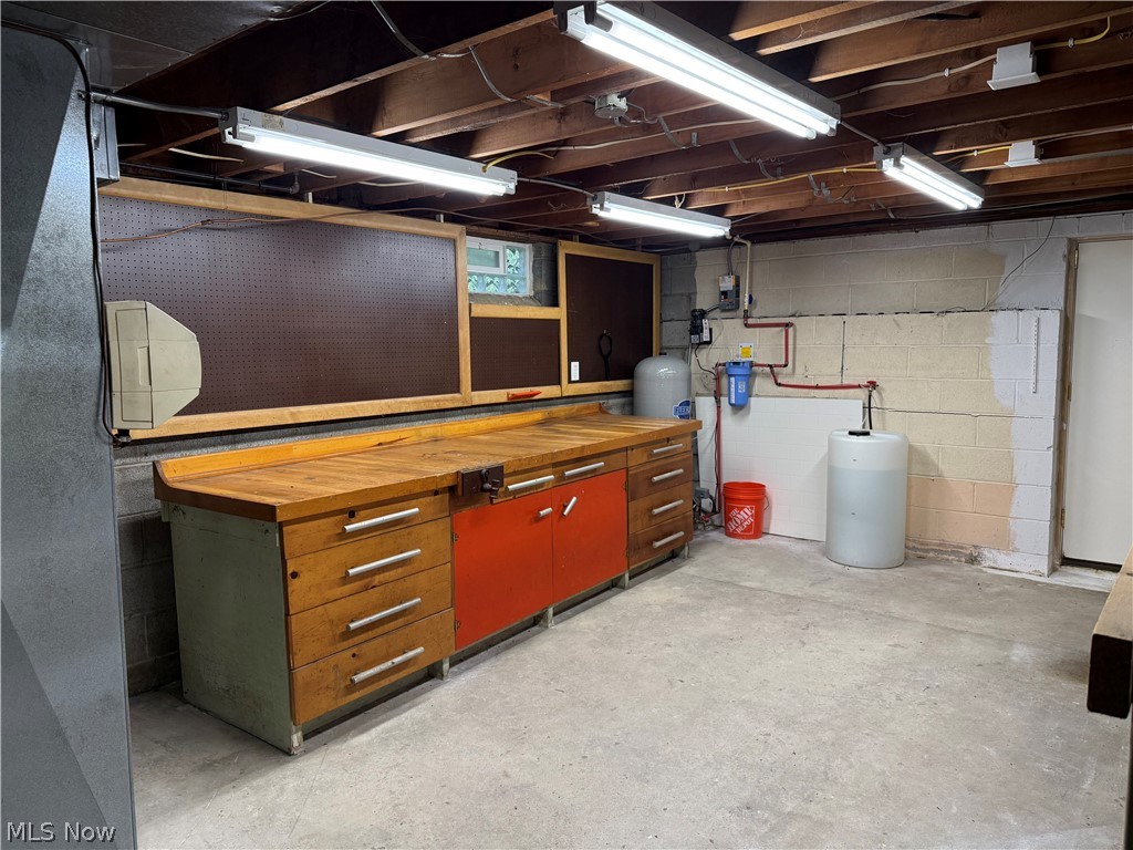 10633 Sherman Road Chardon OH 44024