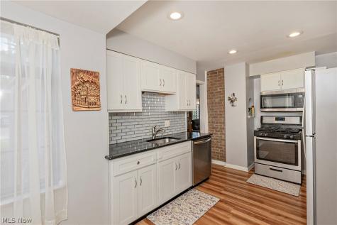 3757 W 178th Street Cleveland OH 44111