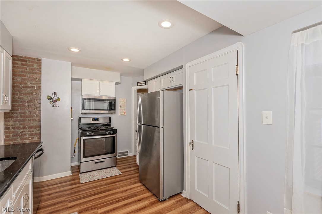 3757 W 178th Street Cleveland OH 44111
