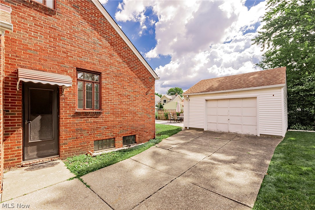3757 W 178th Street Cleveland OH 44111