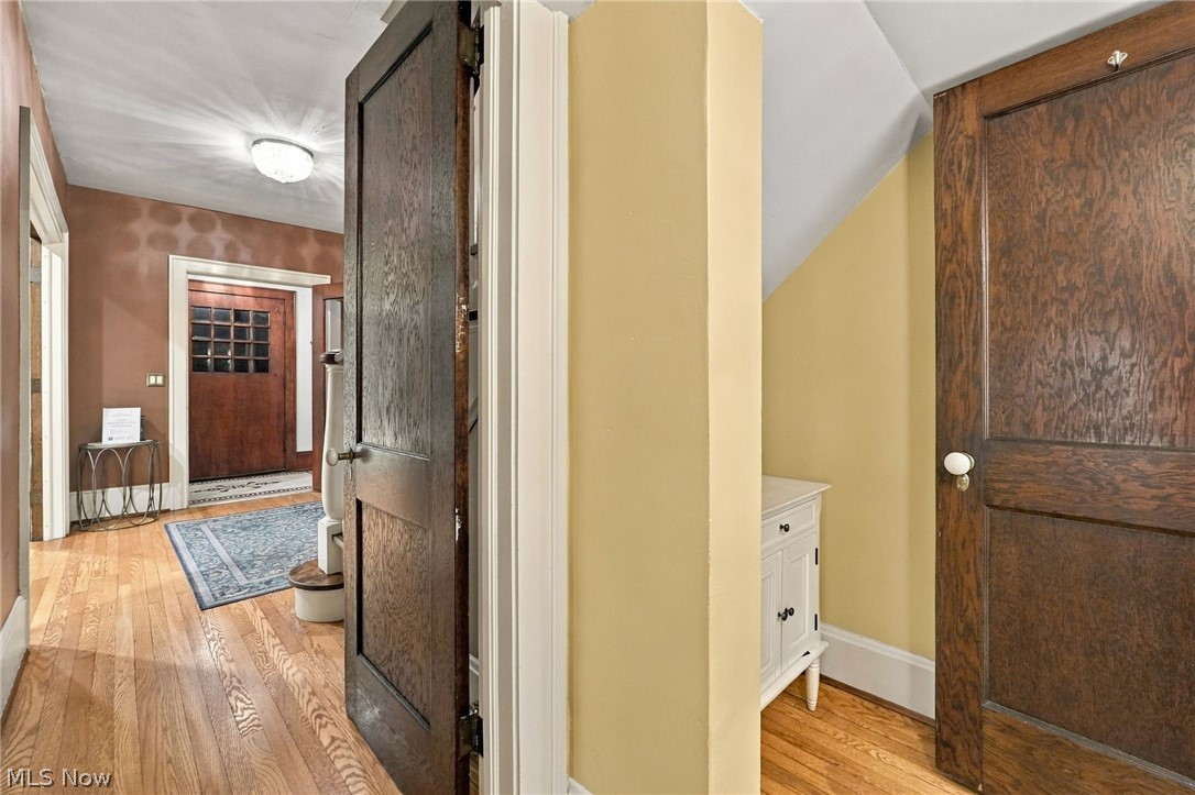 2009 Riverside Drive Lakewood OH 44107