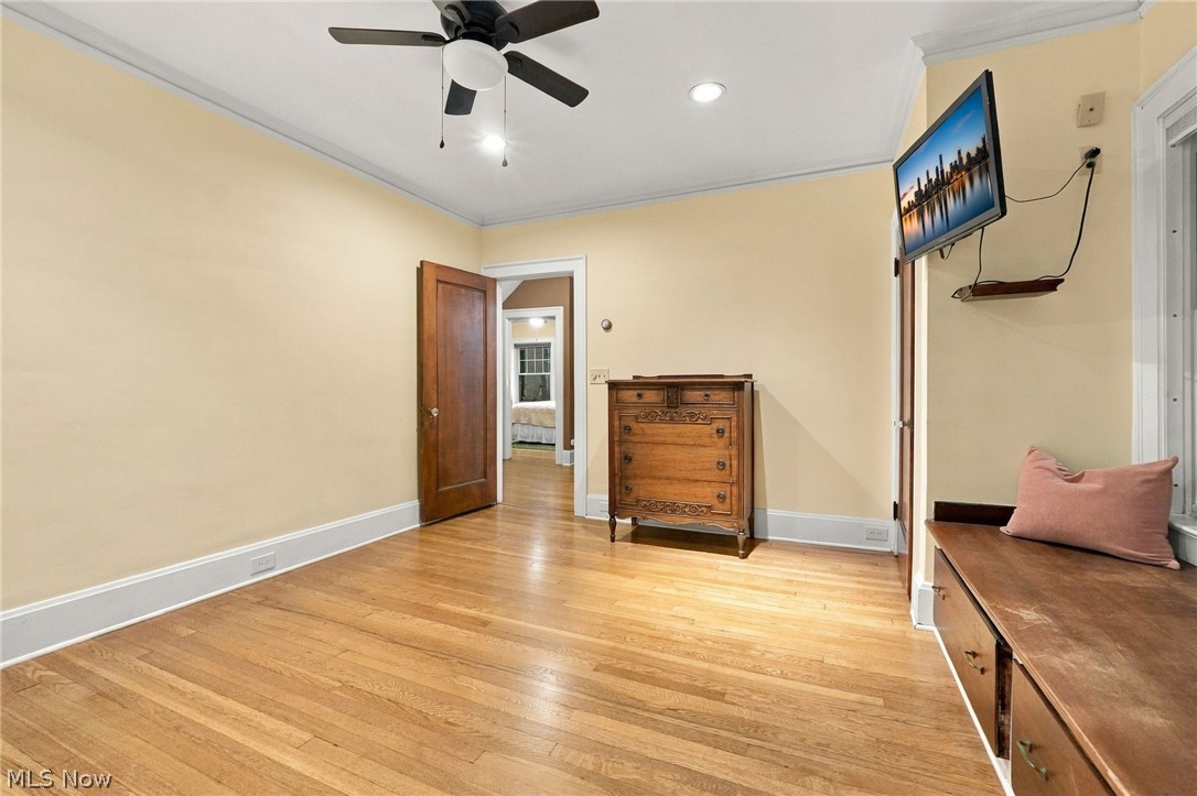 2009 Riverside Drive Lakewood OH 44107