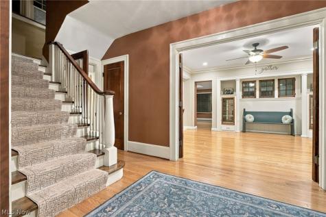 2009 Riverside Drive Lakewood OH 44107
