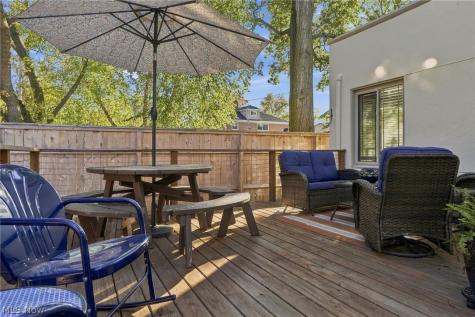2009 Riverside Drive Lakewood OH 44107