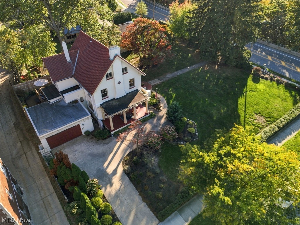2009 Riverside Drive Lakewood OH 44107