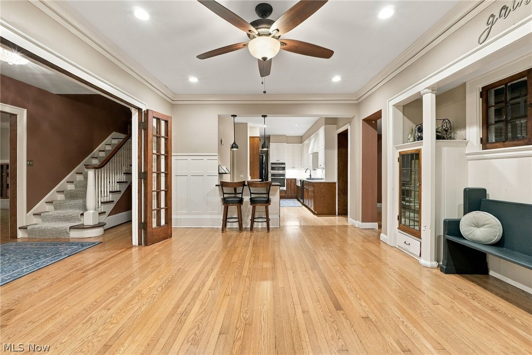 2009 Riverside Drive Lakewood OH 44107