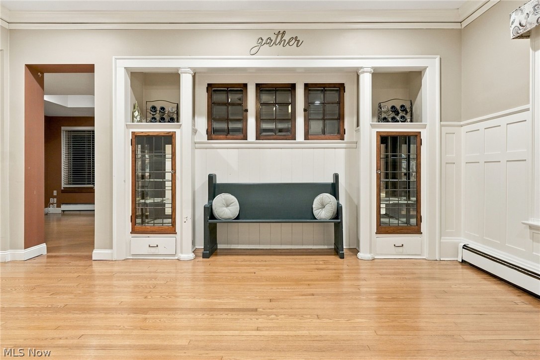 2009 Riverside Drive Lakewood OH 44107