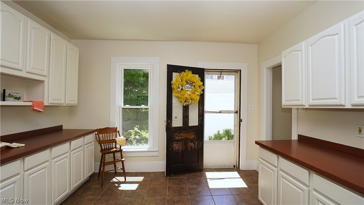 81 W Marion Street Doylestown OH 44230