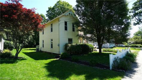 81 W Marion Street Doylestown OH 44230