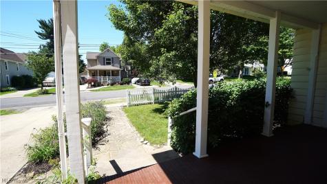 81 W Marion Street Doylestown OH 44230