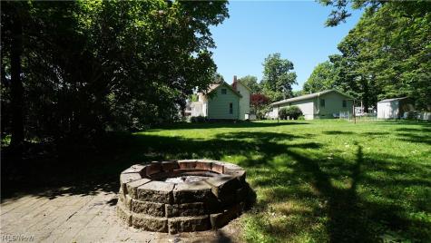 81 W Marion Street Doylestown OH 44230