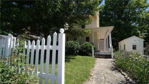 81 W Marion Street Doylestown OH 44230