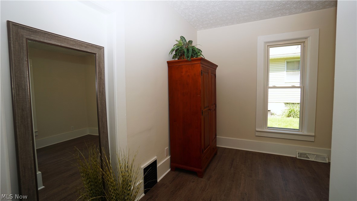 81 W Marion Street Doylestown OH 44230