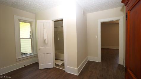 81 W Marion Street Doylestown OH 44230