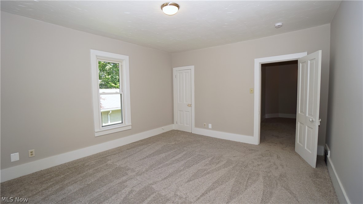 81 W Marion Street Doylestown OH 44230
