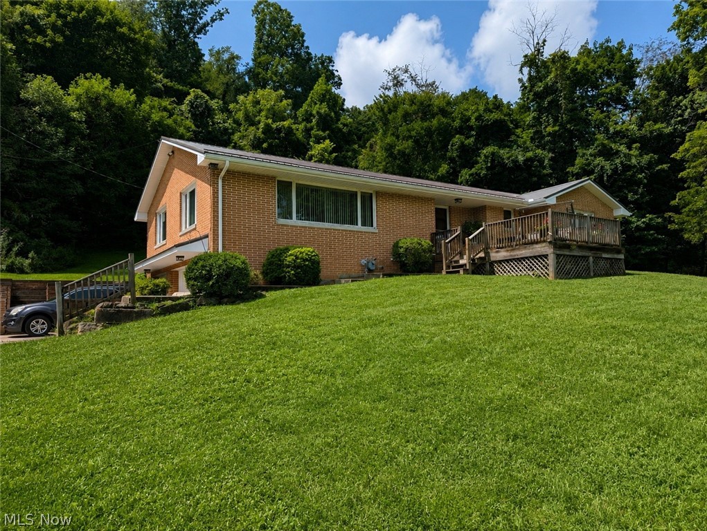 4392 2nd Street SE New Philadelphia OH 44663