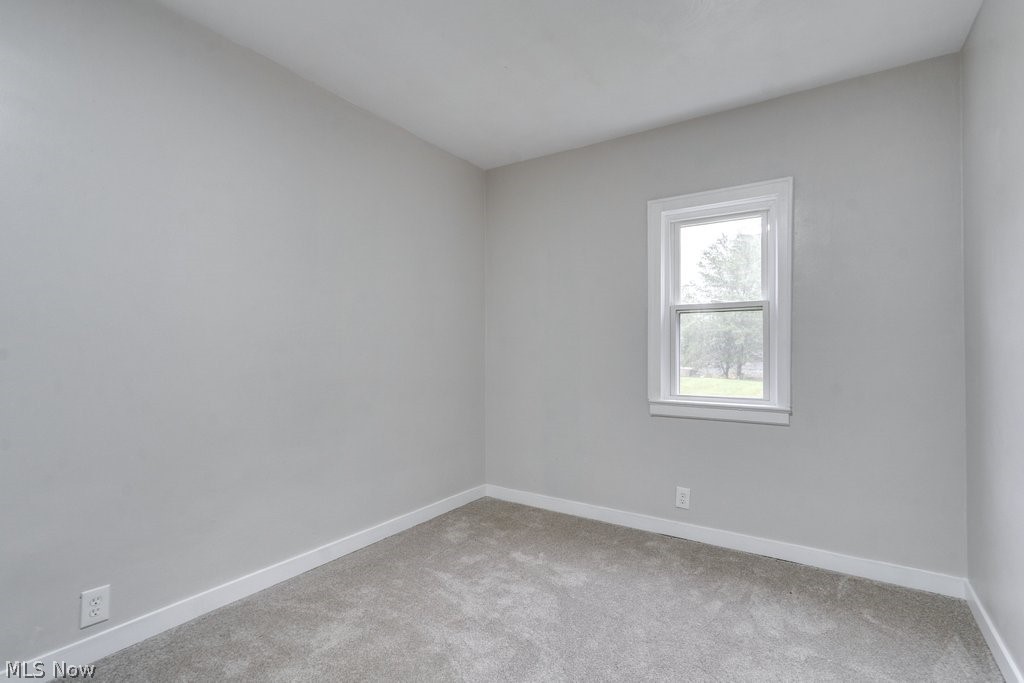 3236 Young Avenue NW Massillon OH 44647