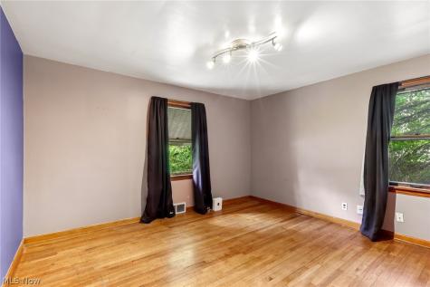 469 Richmond Road Richmond Heights OH 44143