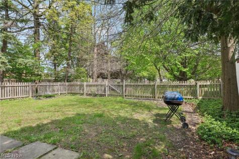 469 Richmond Road Richmond Heights OH 44143