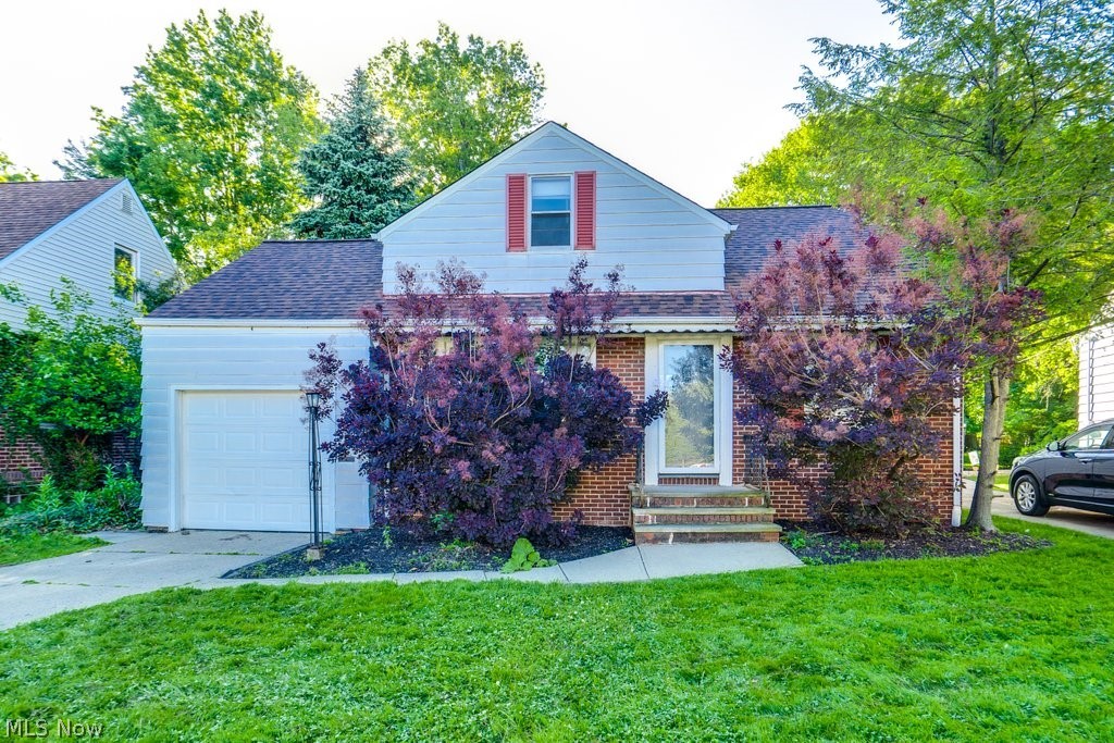 251 E 286th Street Willowick OH 44095