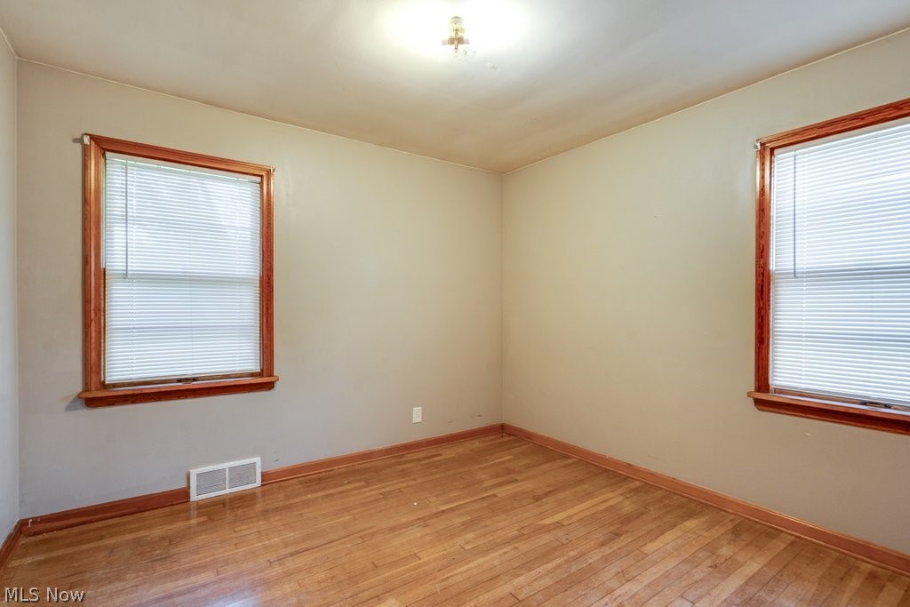 251 E 286th Street Willowick OH 44095