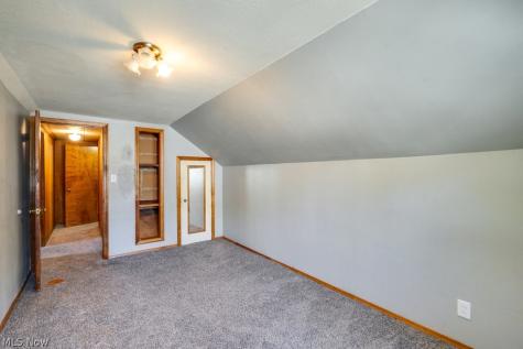251 E 286th Street Willowick OH 44095