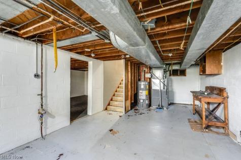 251 E 286th Street Willowick OH 44095