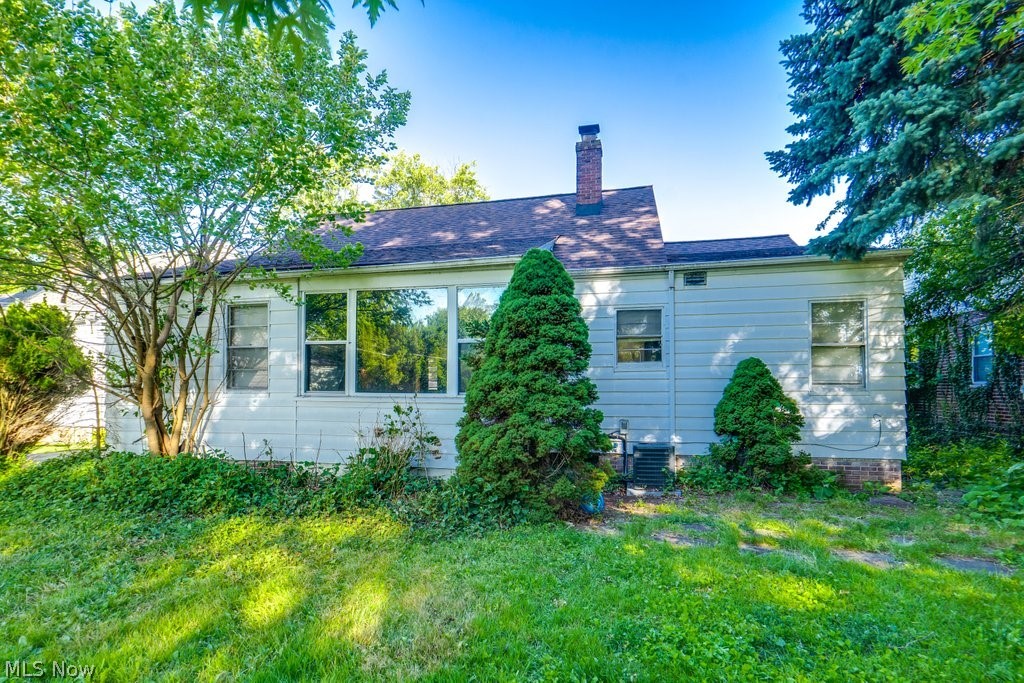 251 E 286th Street Willowick OH 44095
