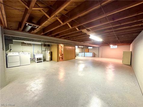 11685 Mills Road Garrettsville OH 44231