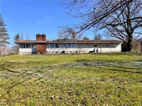 11685 Mills Road Garrettsville OH 44231