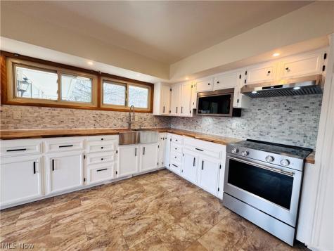 11685 Mills Road Garrettsville OH 44231