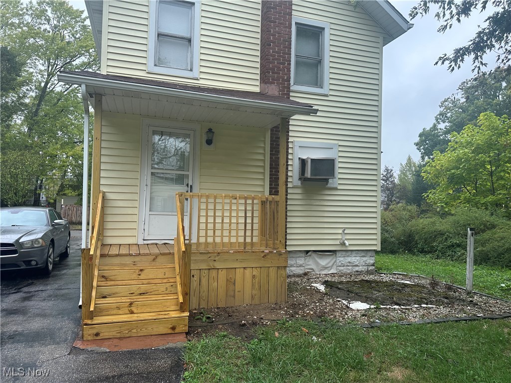 835 Inman Street Akron OH 44306