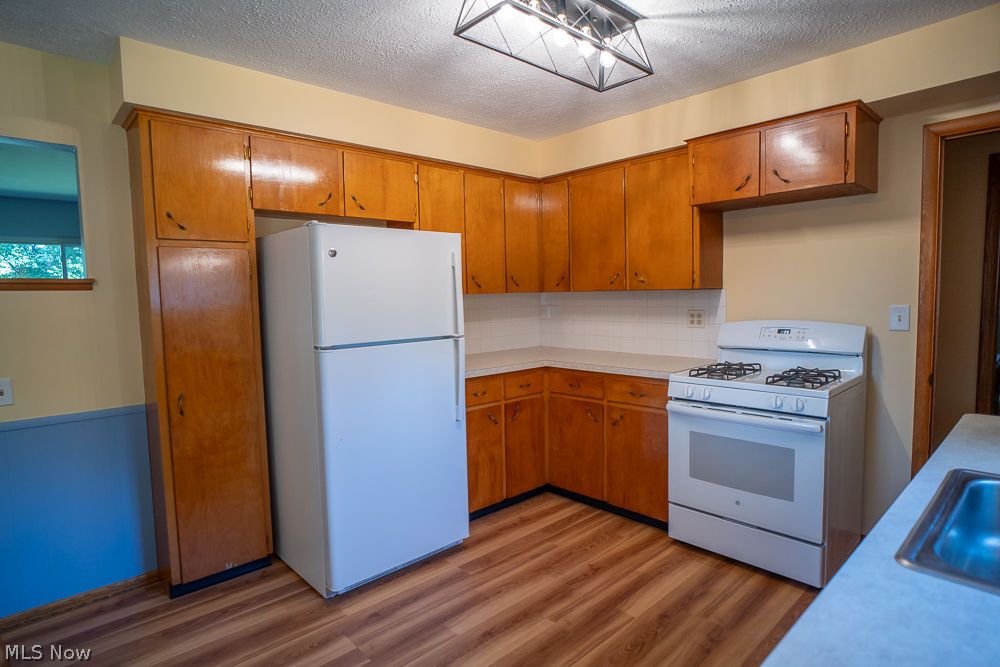 564 Neptune Drive Uniontown OH 44685