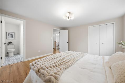 1920 Hampton Road Rocky River OH 44116